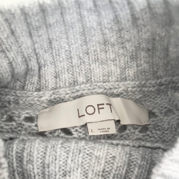 Loft Large Grey Sweater - Picture 3 of 4